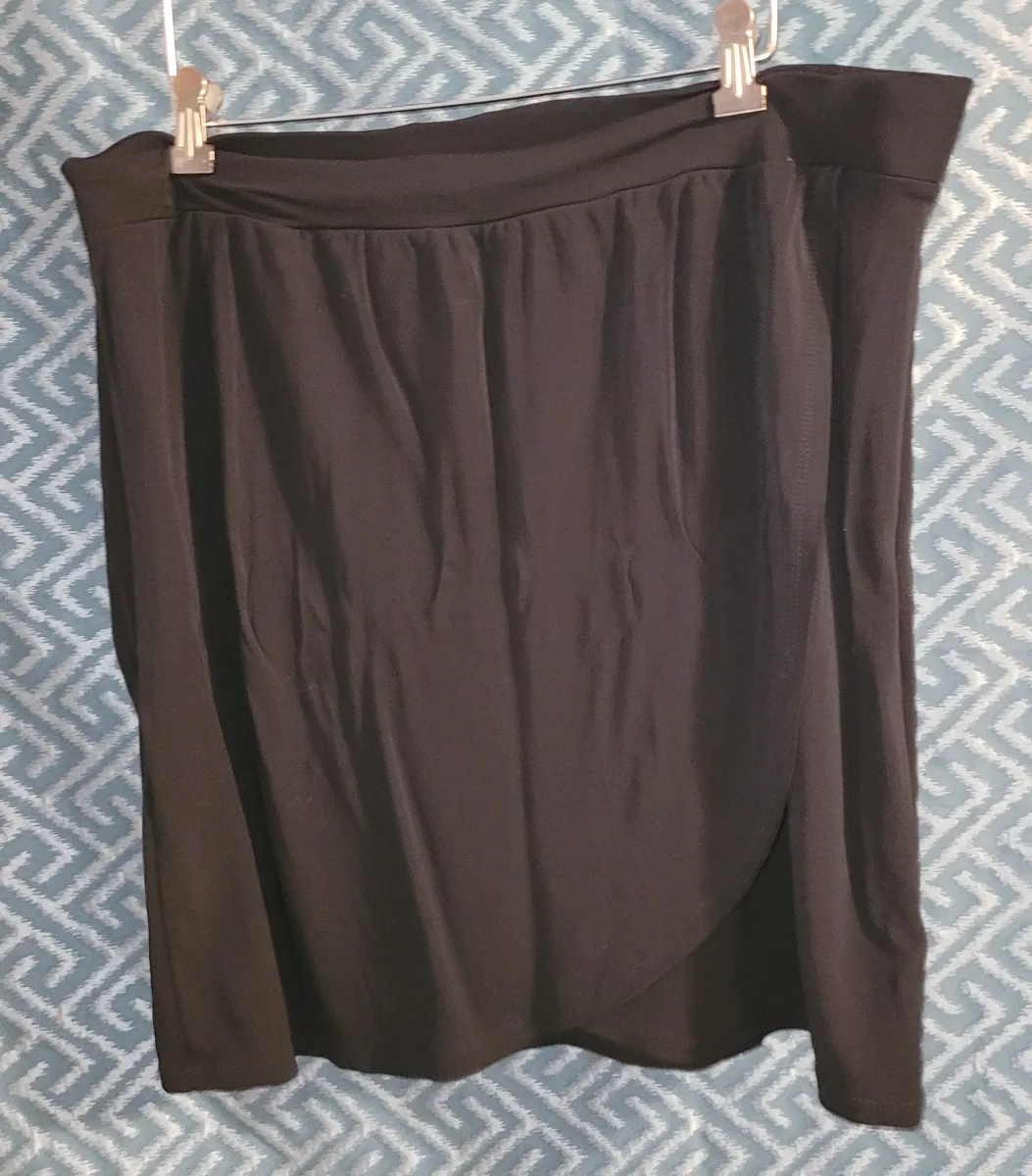 Women's Banana Republic Skirt, Size XL, Black