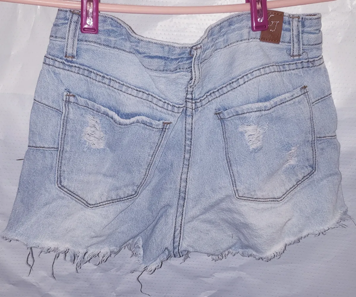 Auction Image 2
