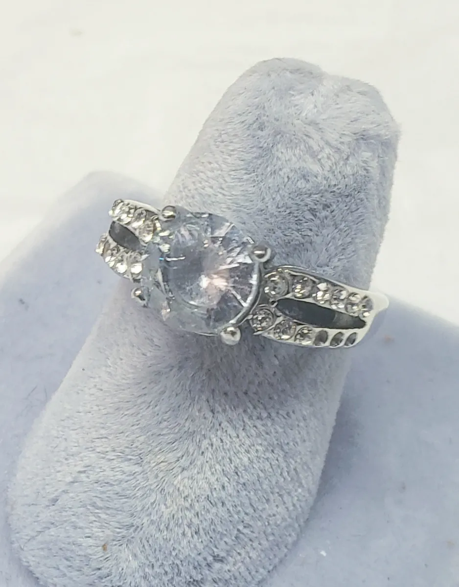 Womens Ring