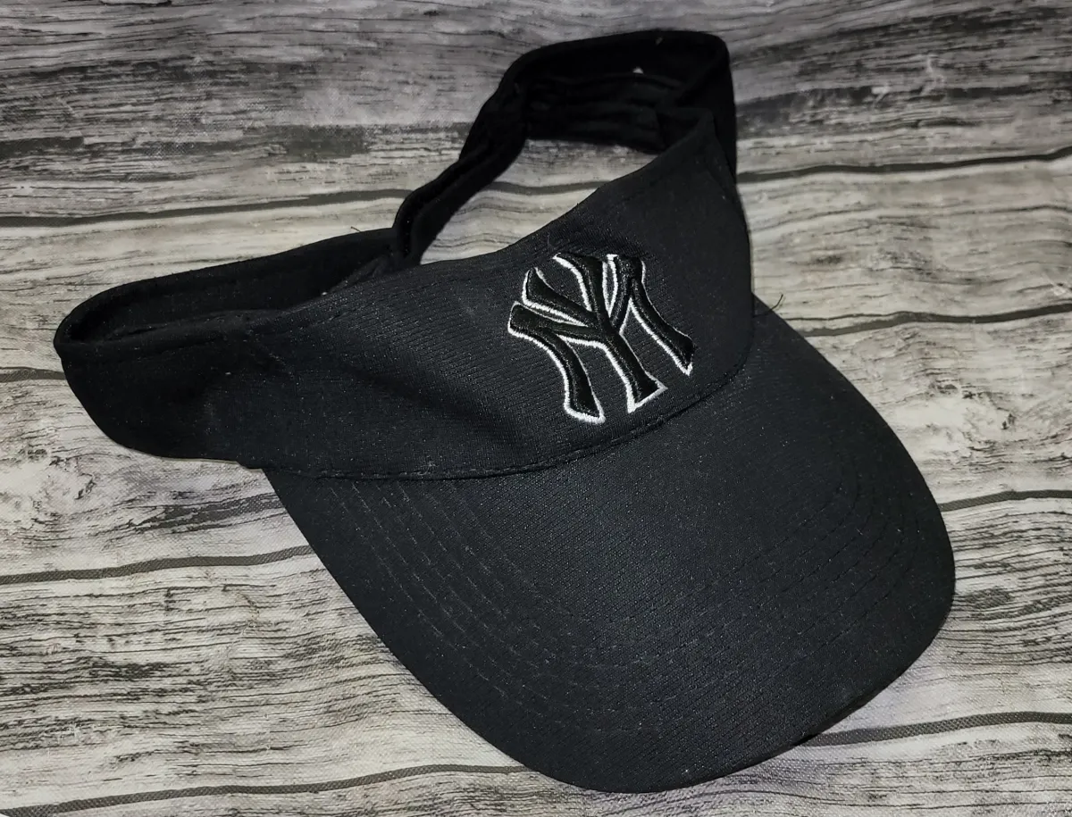 New York Yankees Visor Hat