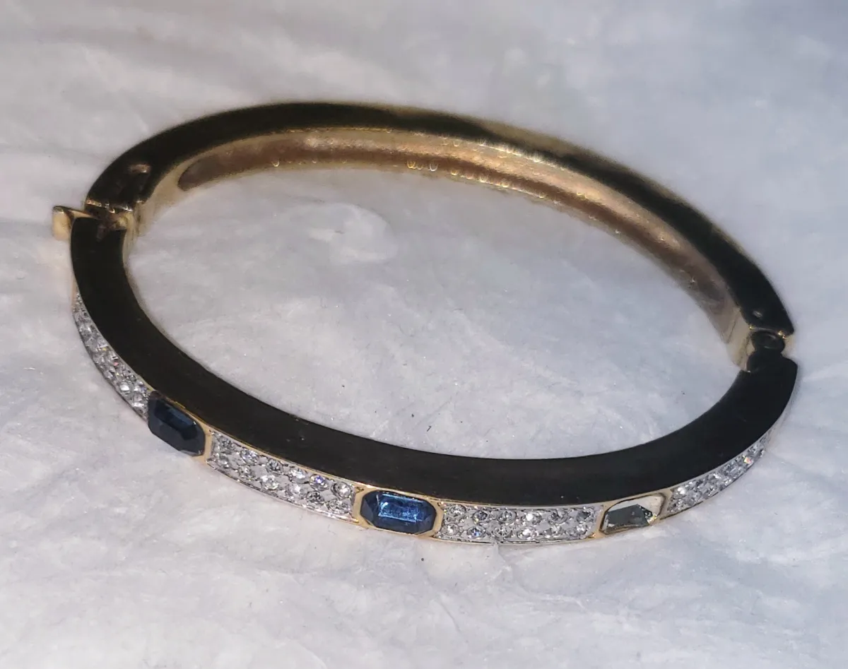 Vintage Goldtone Hinged Bracelet