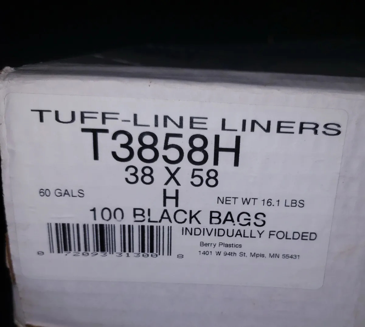 Lot of New 100ct Commercial Trash Bags