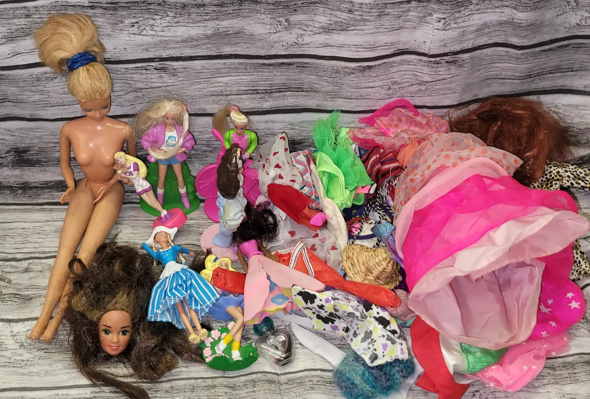 Lot of Barbie, Accessories, Clothes, and More #R